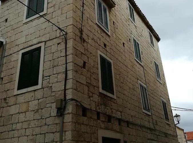 Ivana Lägenhet Trogir